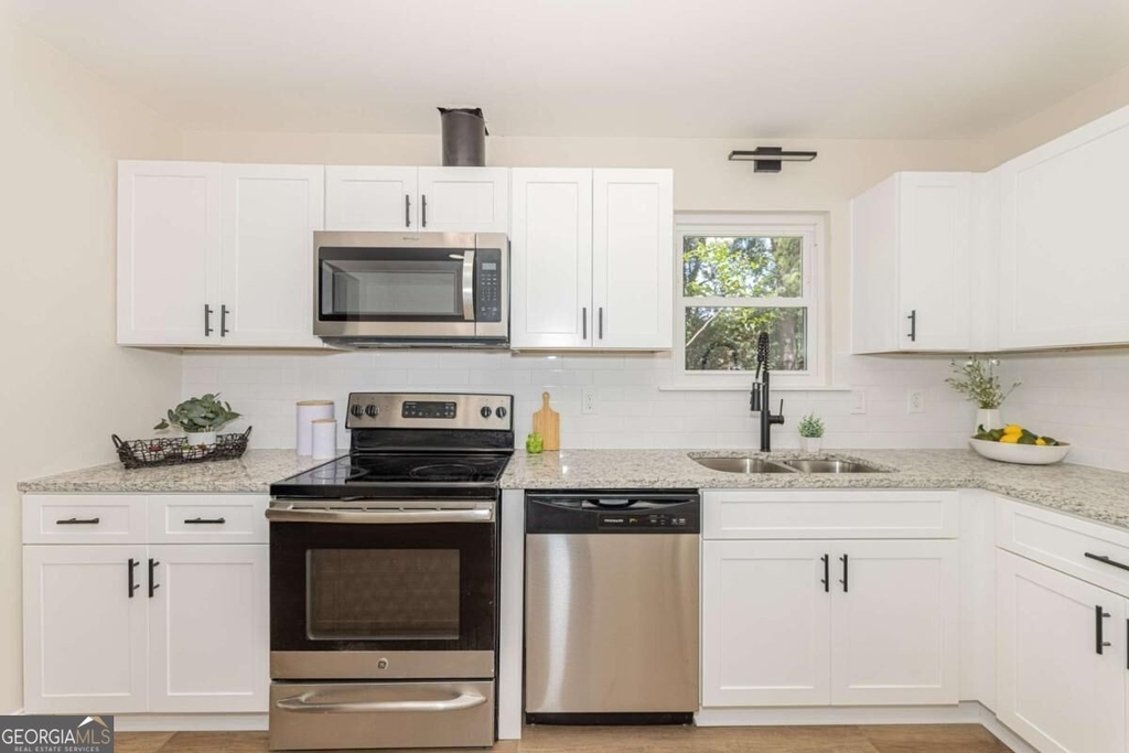 4887 Hull Road Se - Photo 9