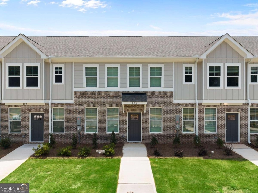 156 Flier Drive - Photo 0