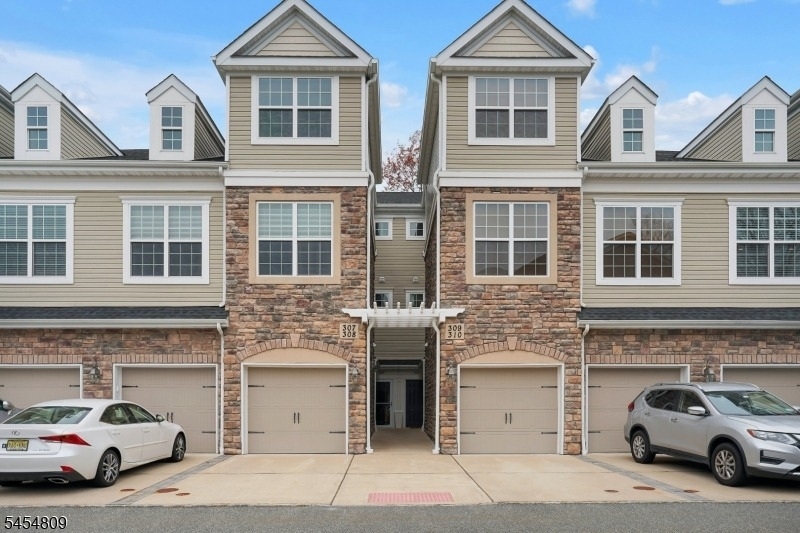 308 Rotando Way - Photo 1