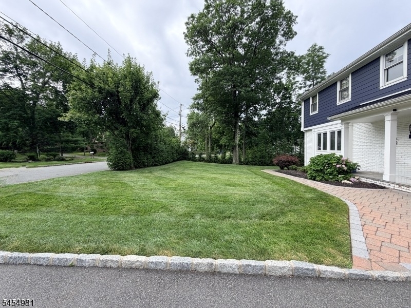 43 Edgewood Ave - Photo 5