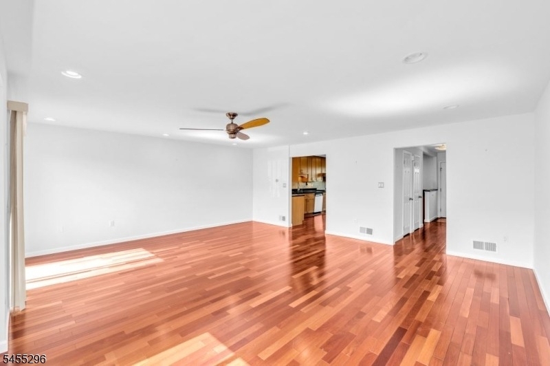 38 Park St - Photo 5