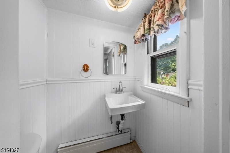 1871 W 4th St - Photo 11