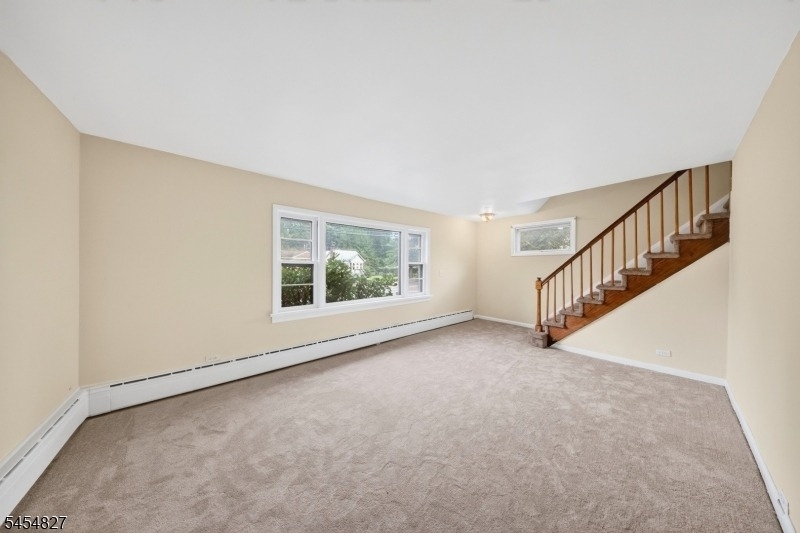 1871 W 4th St - Photo 3