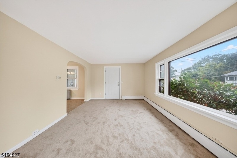 1871 W 4th St - Photo 4