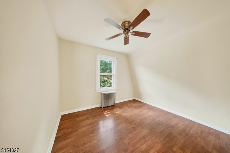 1871 W 4th St - Photo 15
