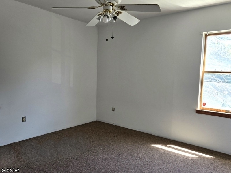 34 Carlton Ave - Photo 16
