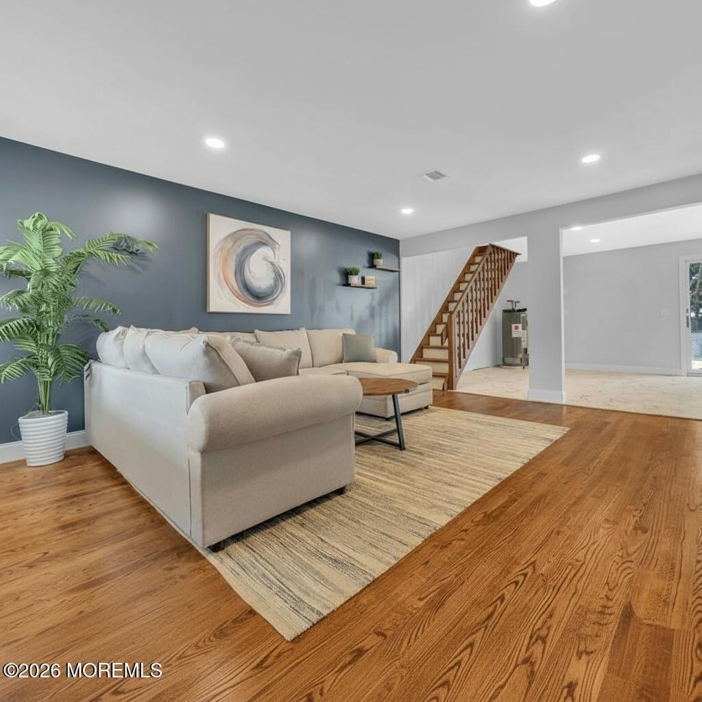 1143 Roe Avenue - Photo 5