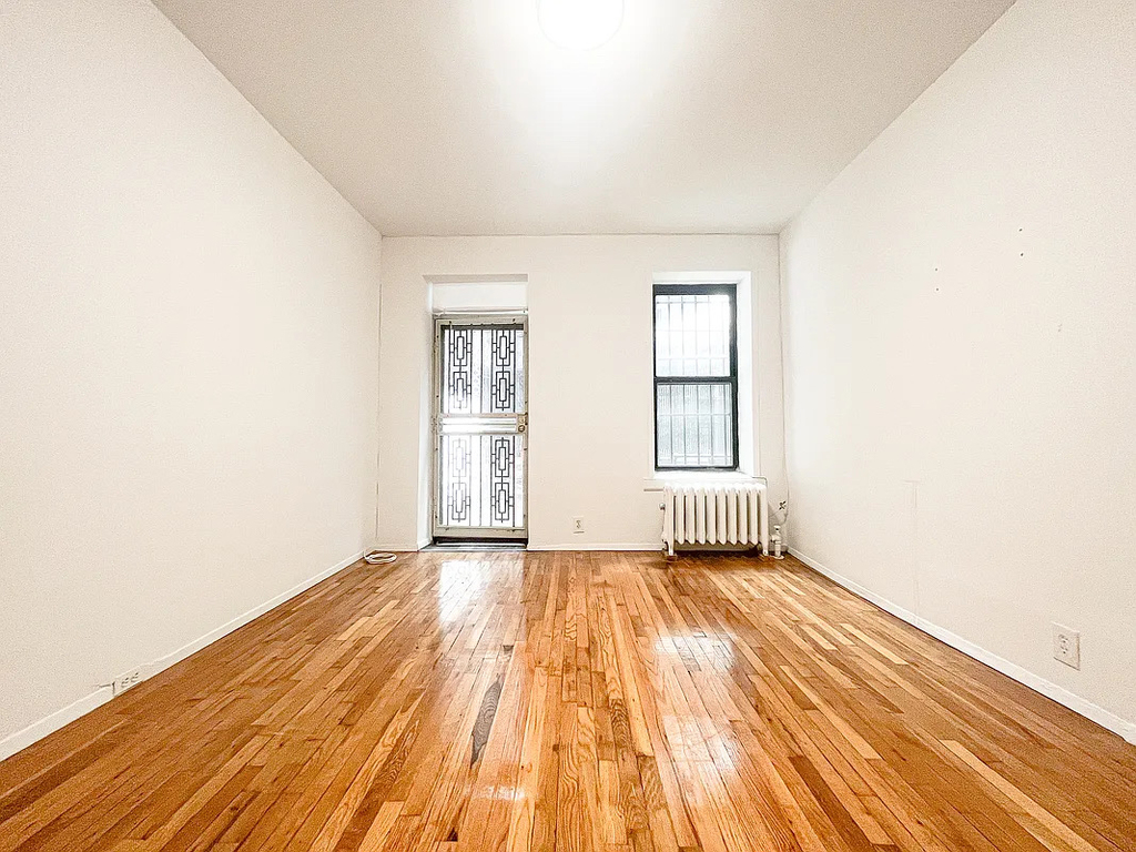 45th Street/9th Avenu - Photo 1