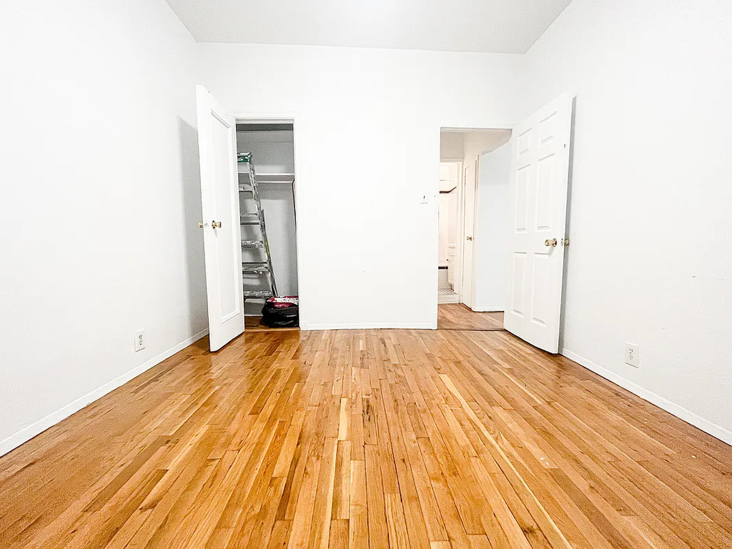 45th Street/9th Avenu - Photo 4