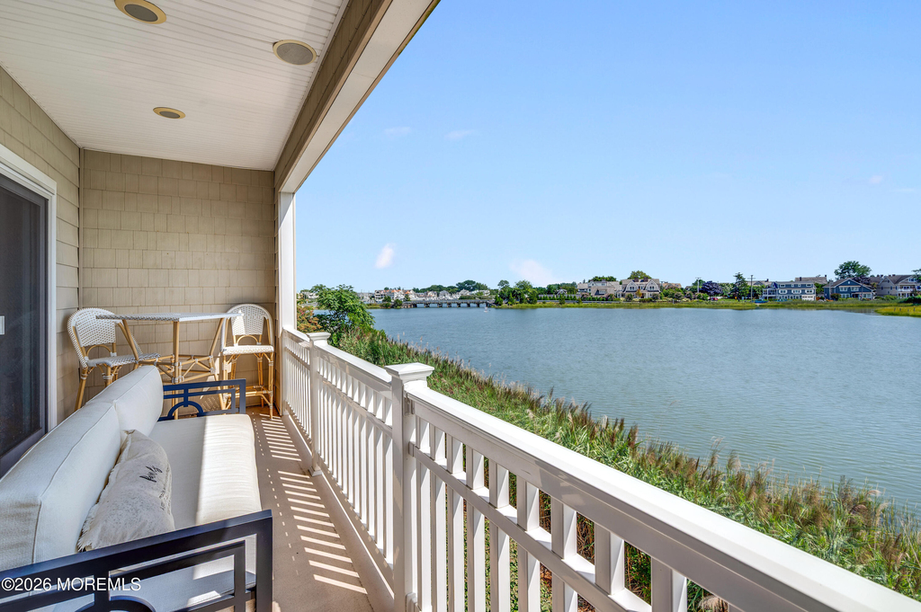 10 Waters Edge - Photo 10