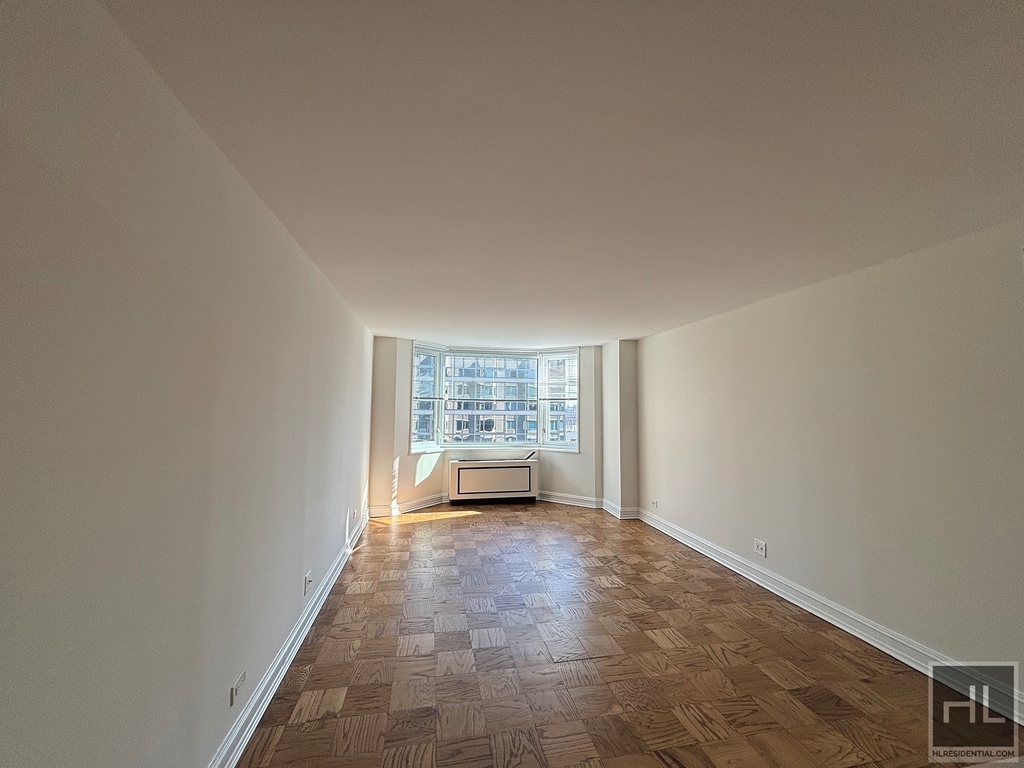 East 71st Street - Photo 2