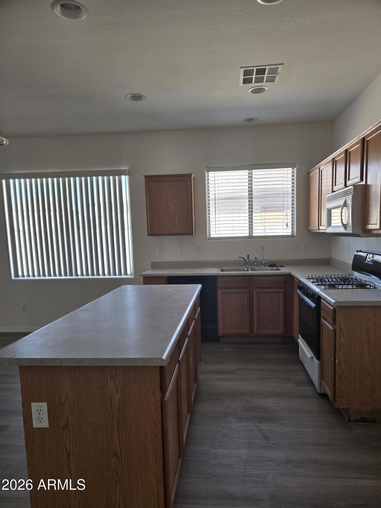 9824 W Crown King Road - Photo 2