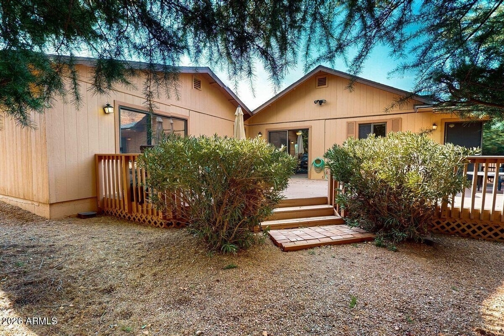 87 Broken Arrow Drive - Photo 4