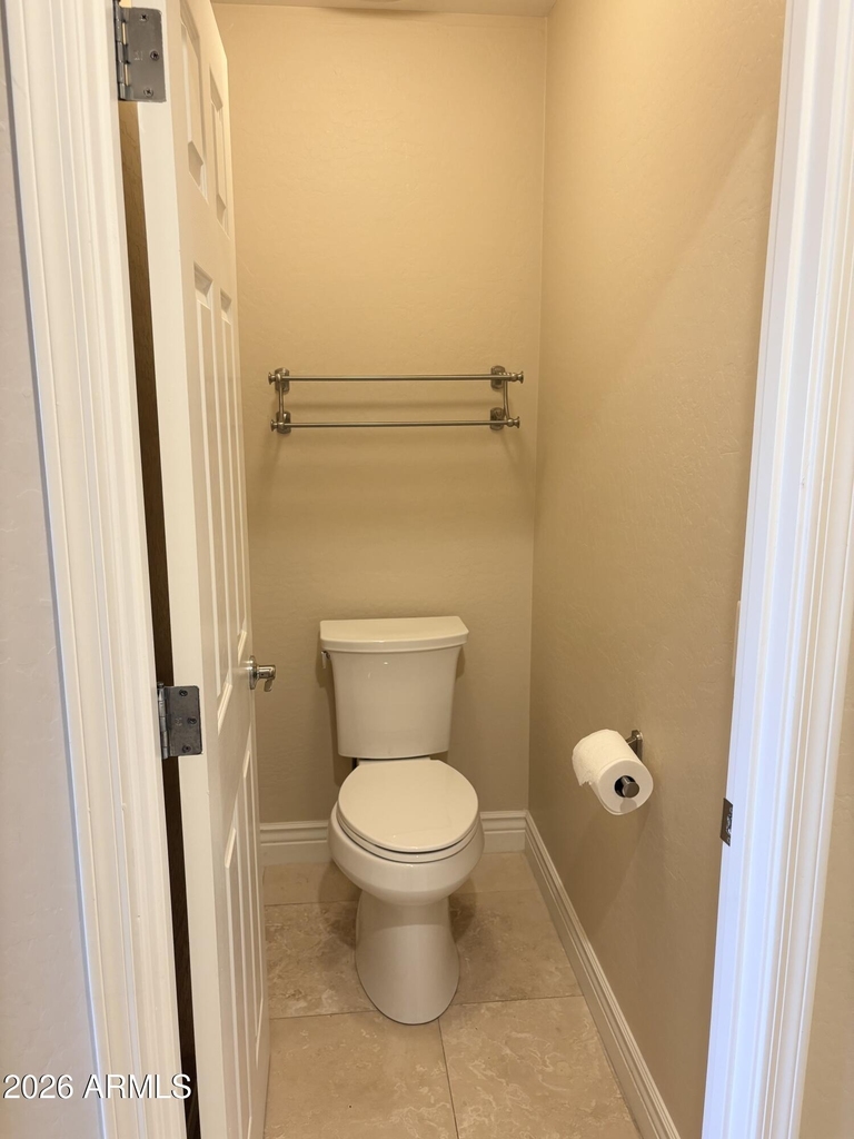 2565 E Southern Avenue - Photo 23