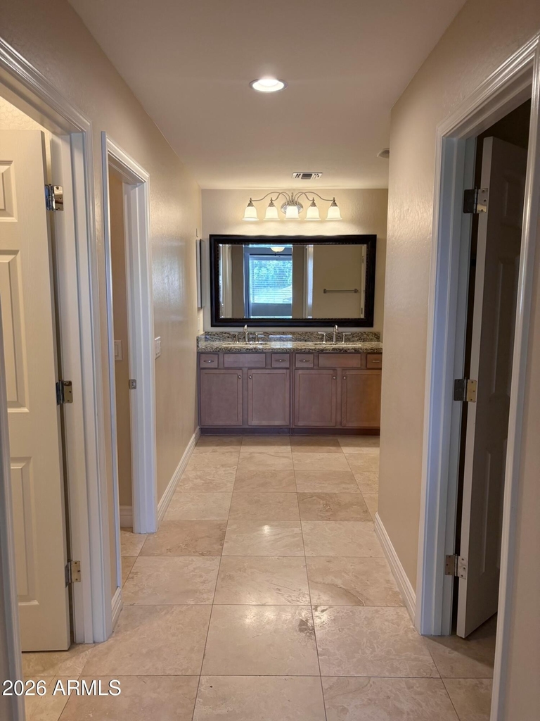 2565 E Southern Avenue - Photo 20