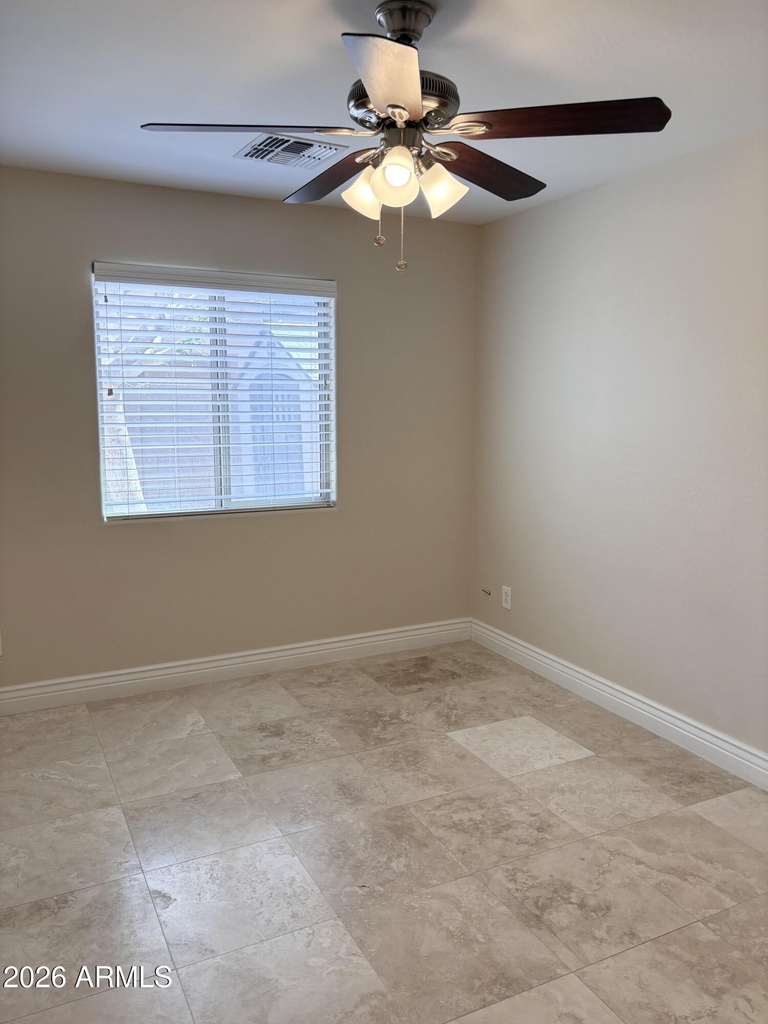 2565 E Southern Avenue - Photo 8