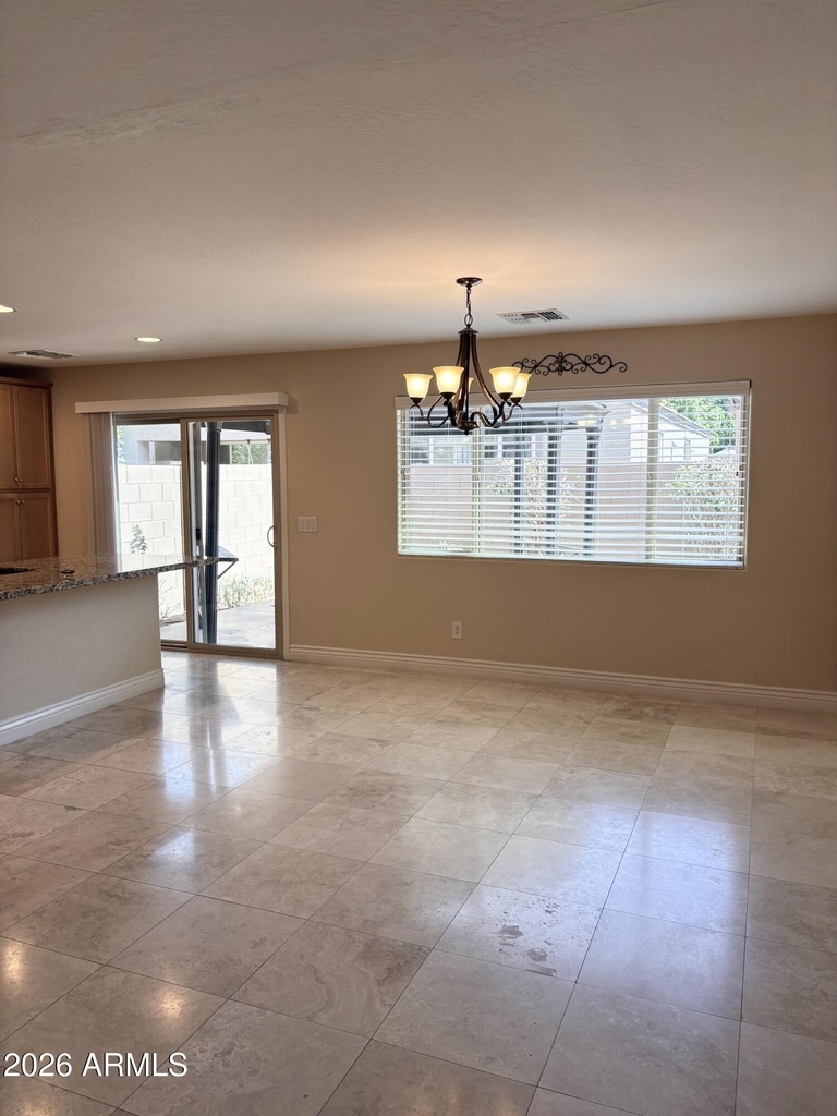 2565 E Southern Avenue - Photo 2