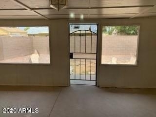 1412 E Redfield Road - Photo 11