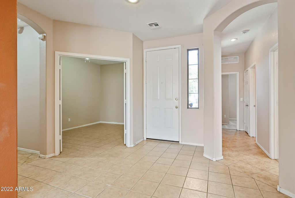 1525 W Saint Kateri Drive - Photo 22