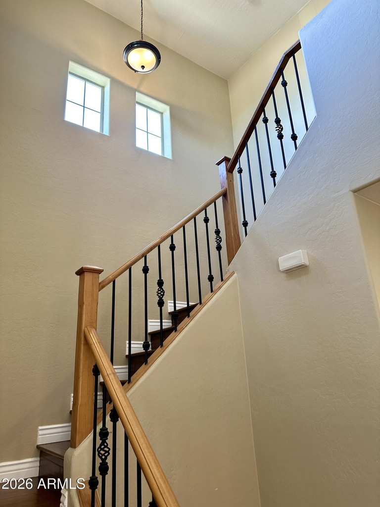 2691 E Le Grand Loop - Photo 9
