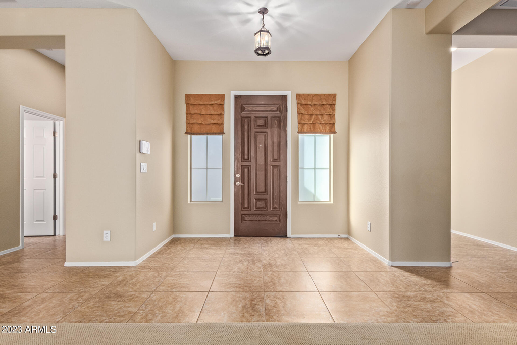 1814 W Wayne Lane - Photo 8