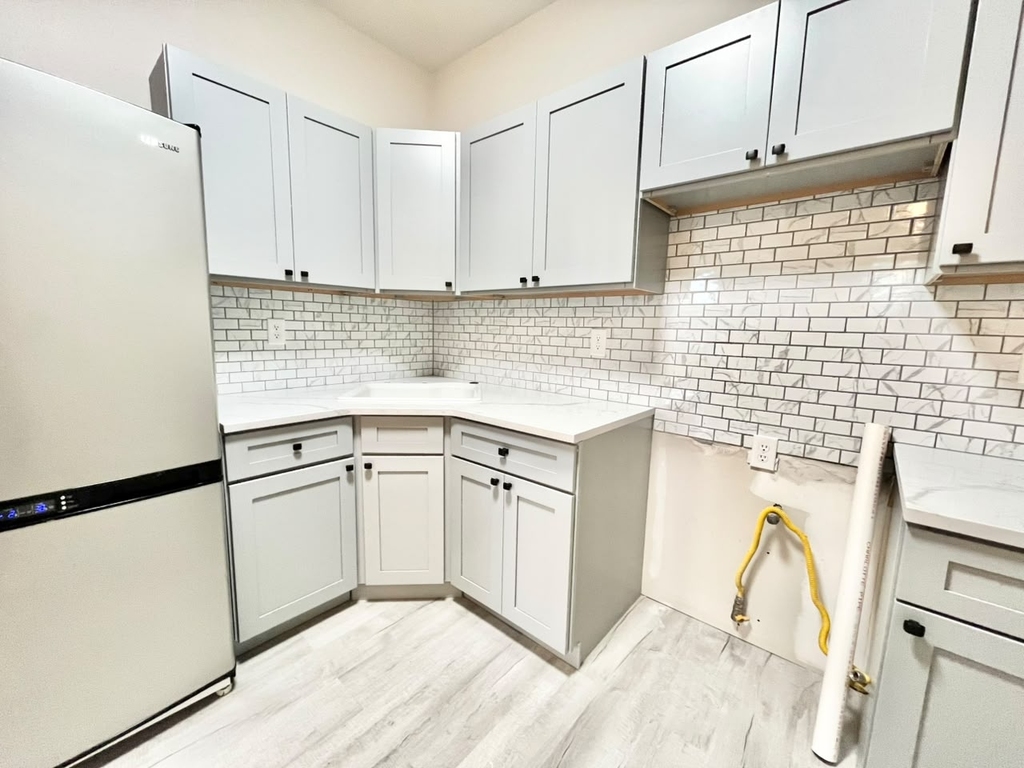 2603 Avenue U - Photo 6