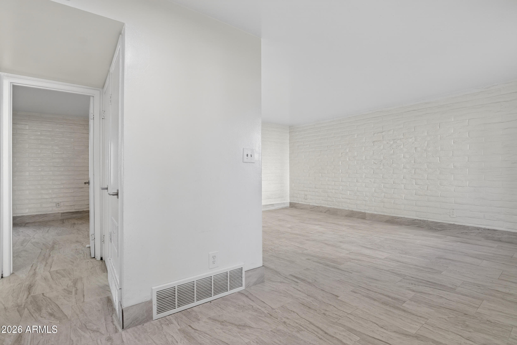2925 N 38th Street - Photo 9