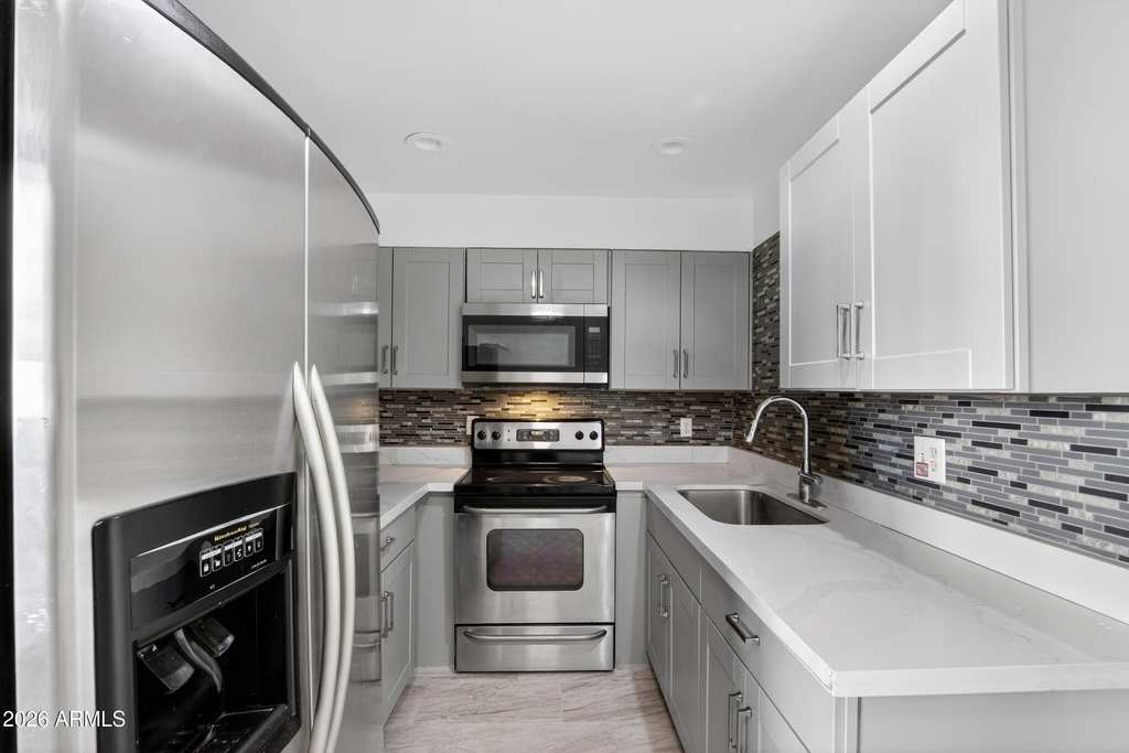 2925 N 38th Street - Photo 4