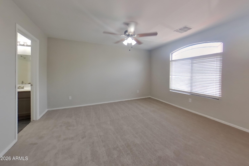 3315 W Fraktur Road - Photo 5