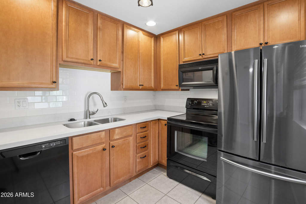 4354 N 82nd Street - Photo 7
