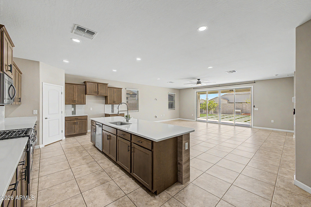 30731 W Monterey Circle - Photo 14