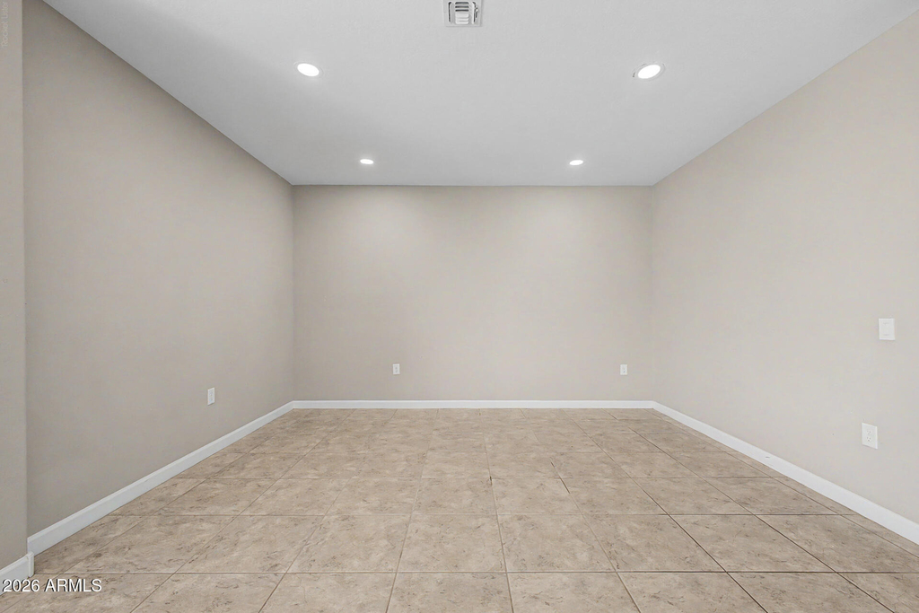 30731 W Monterey Circle - Photo 11