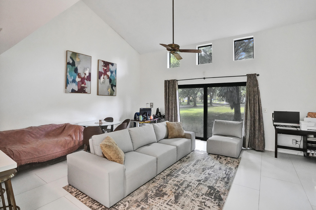 7387 Nw 34th Street - Photo 10