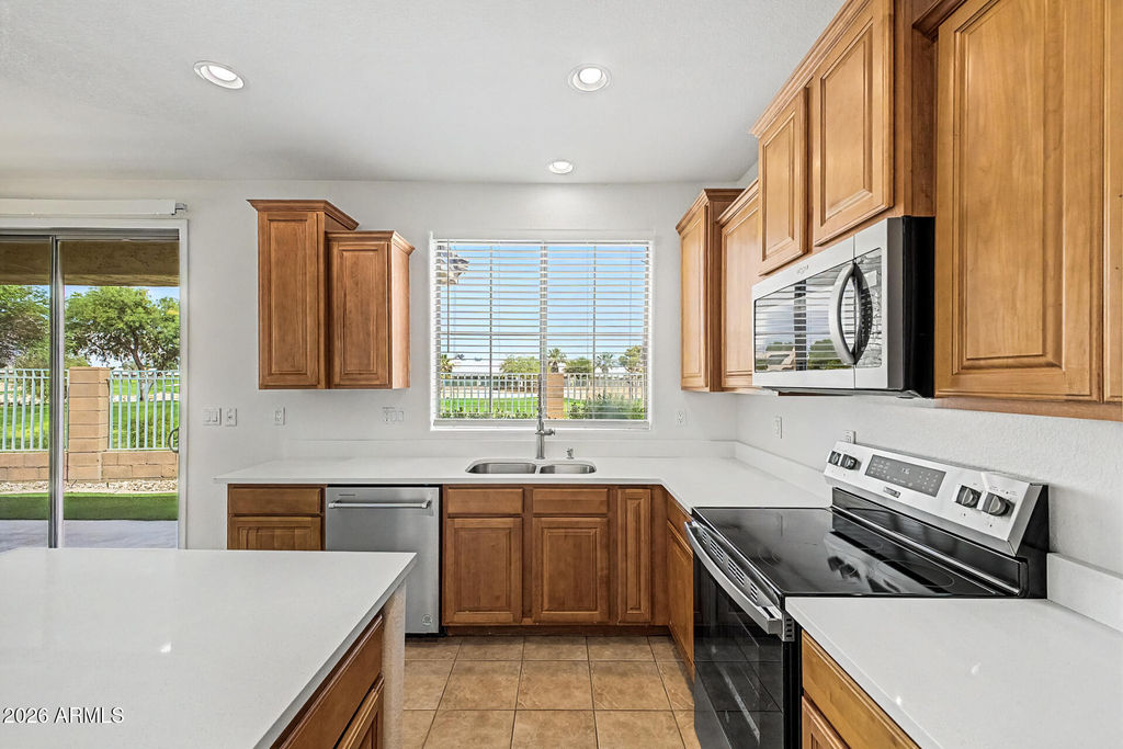 2237 N 135th Drive - Photo 16