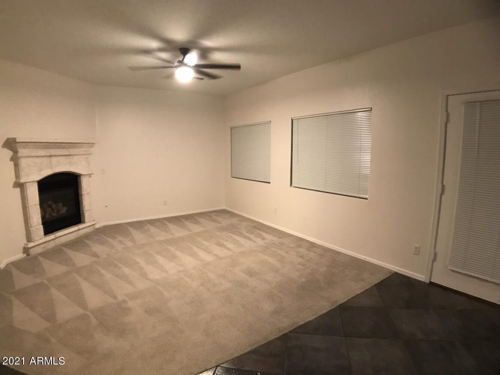 17584 W Acacia Court - Photo 28