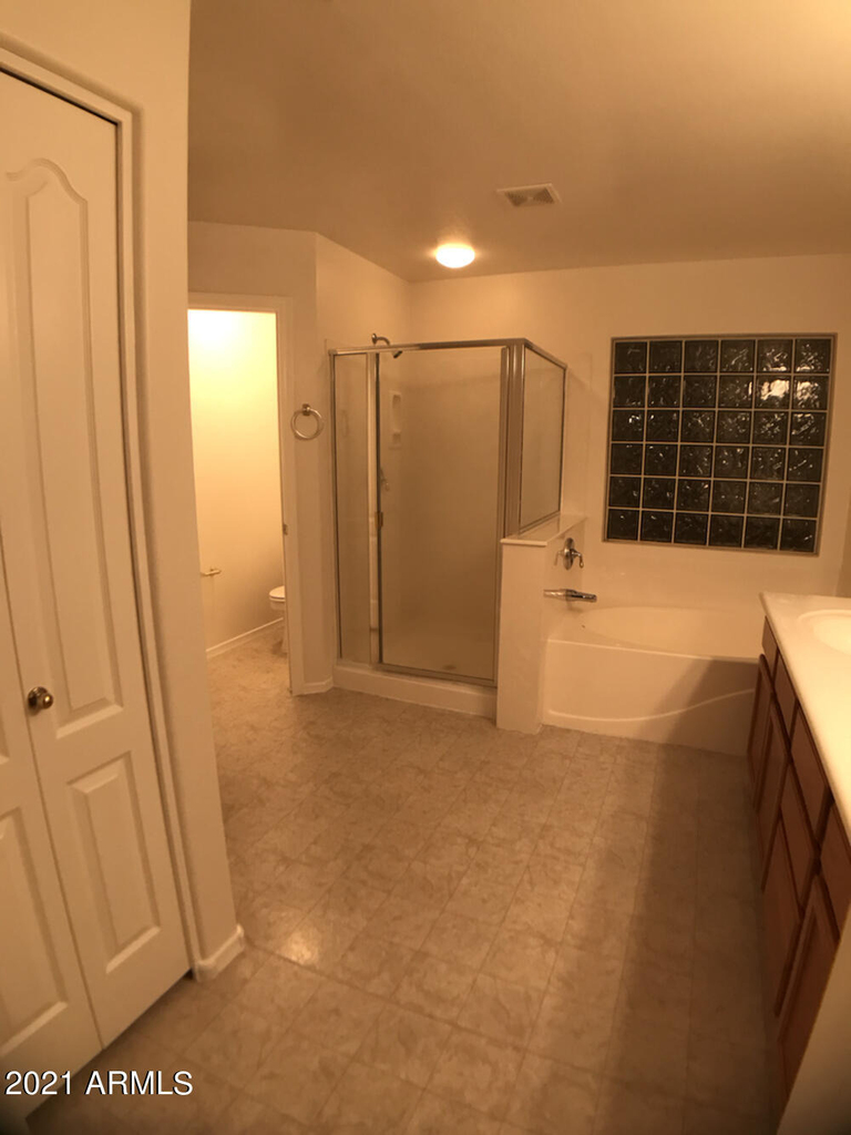 17584 W Acacia Court - Photo 54