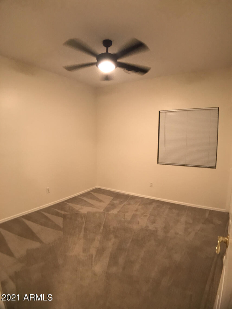 17584 W Acacia Court - Photo 38