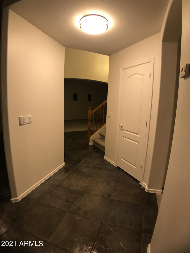 17584 W Acacia Court - Photo 47