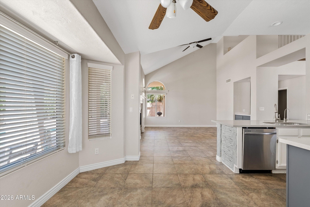 1300 N Sycamore Court - Photo 11