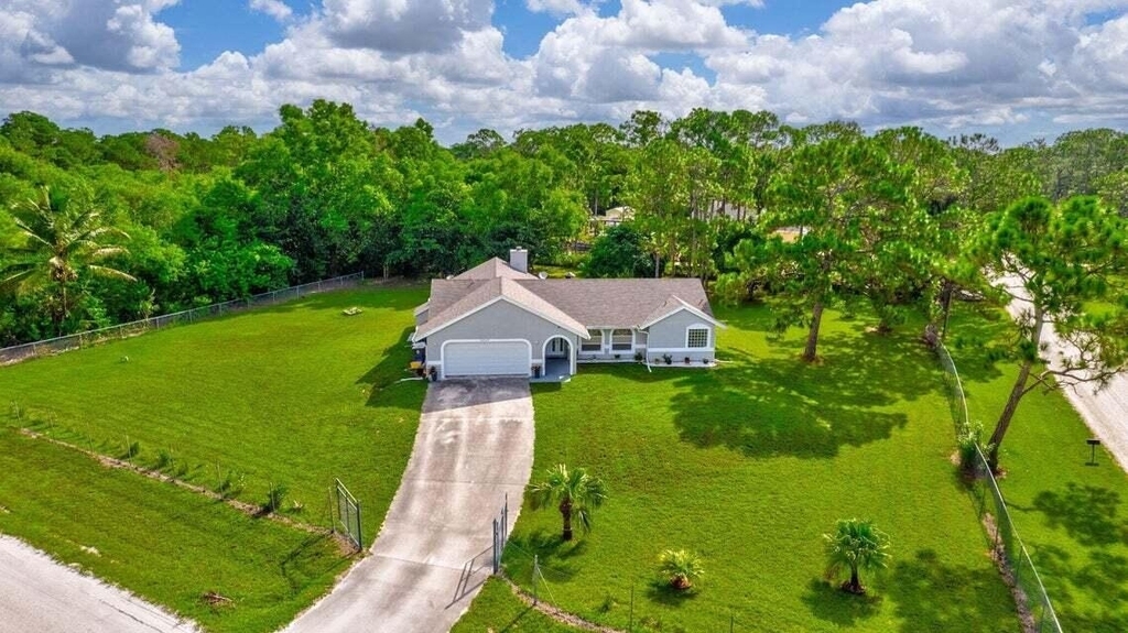 12969 54th Street N - Photo 5