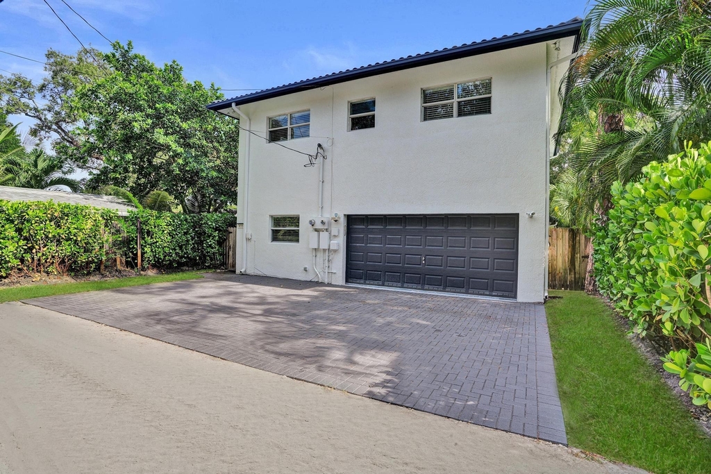 833 Sw 17th Street - Photo 49