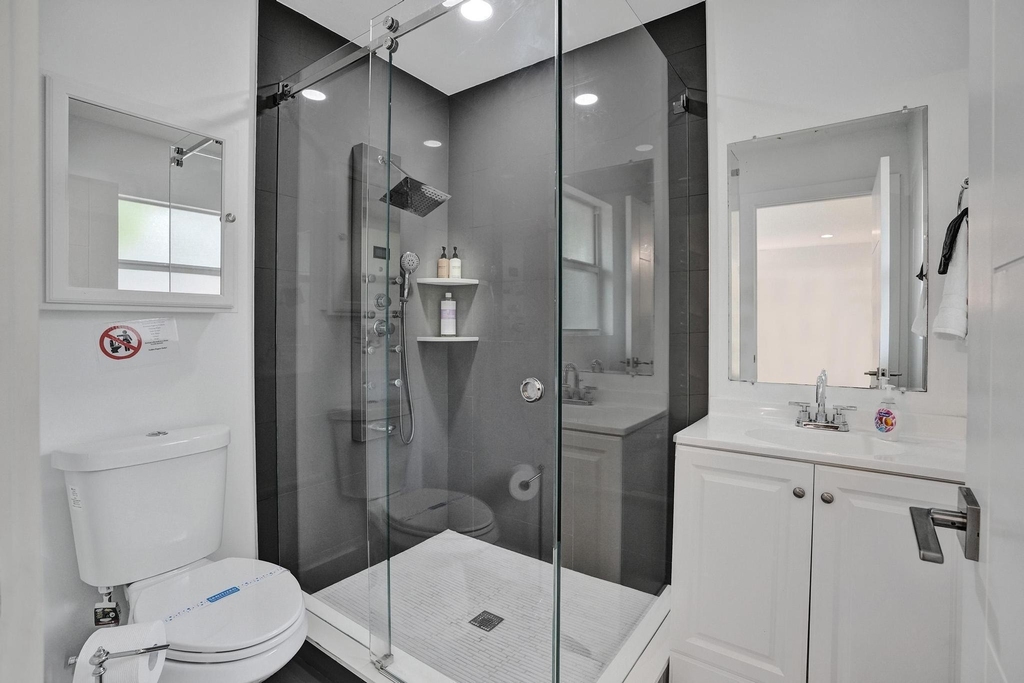 833 Sw 17th Street - Photo 10