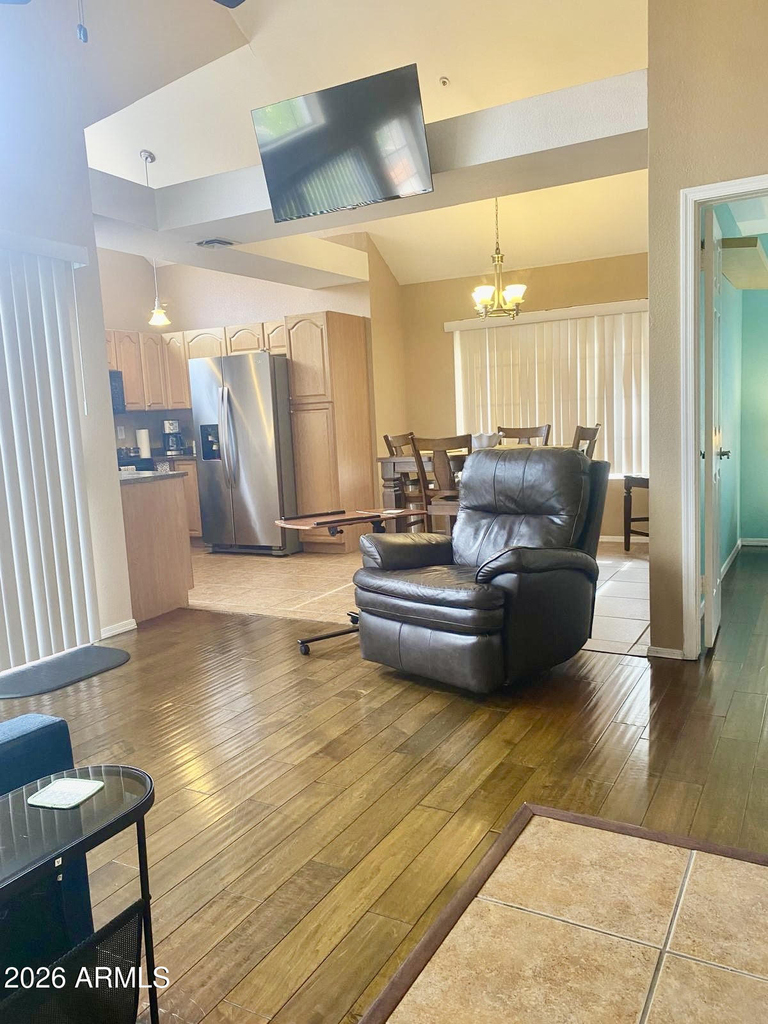 1633 E Lakeside Drive - Photo 8