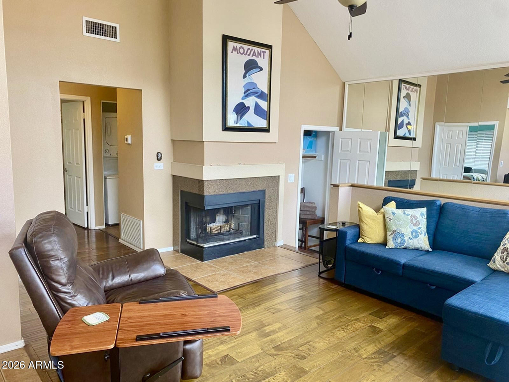 1633 E Lakeside Drive - Photo 6