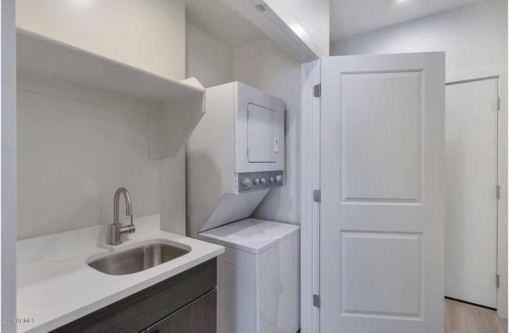 2015 N 50th Street - Photo 8