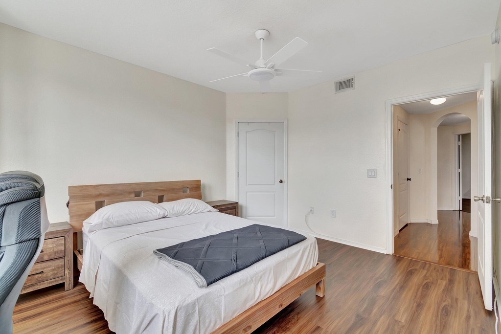 1207 Belmont Place - Photo 33