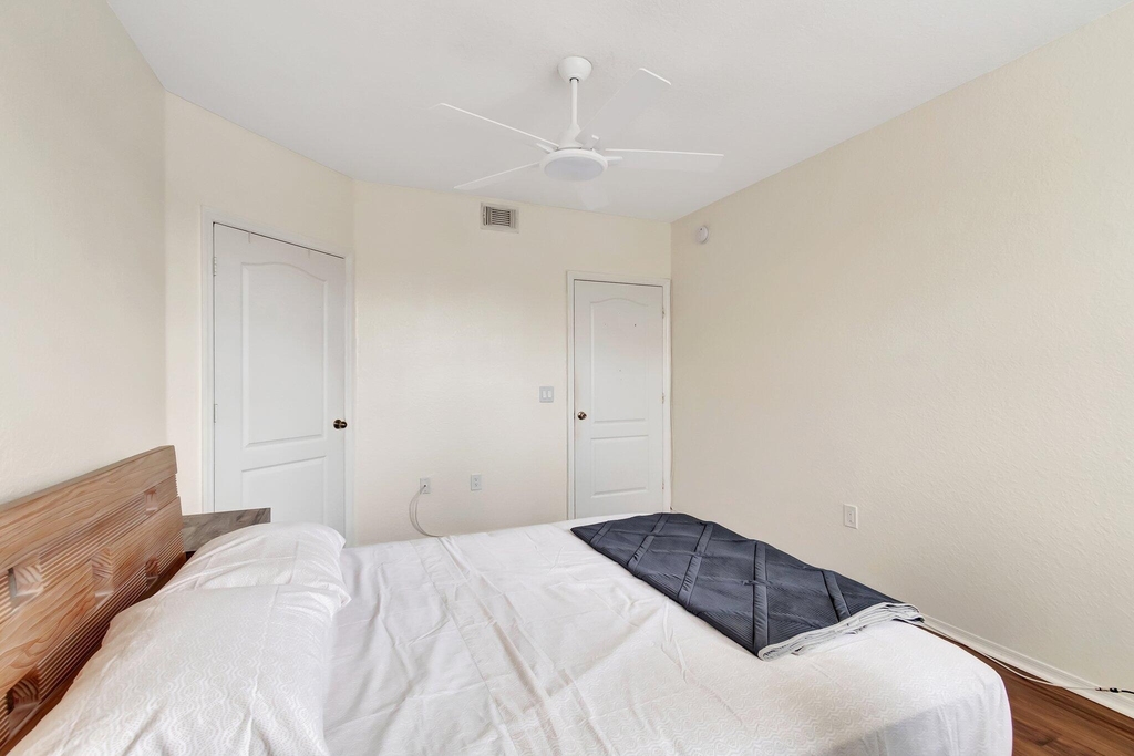 1207 Belmont Place - Photo 35