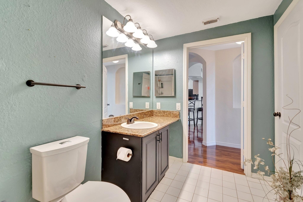 1207 Belmont Place - Photo 39