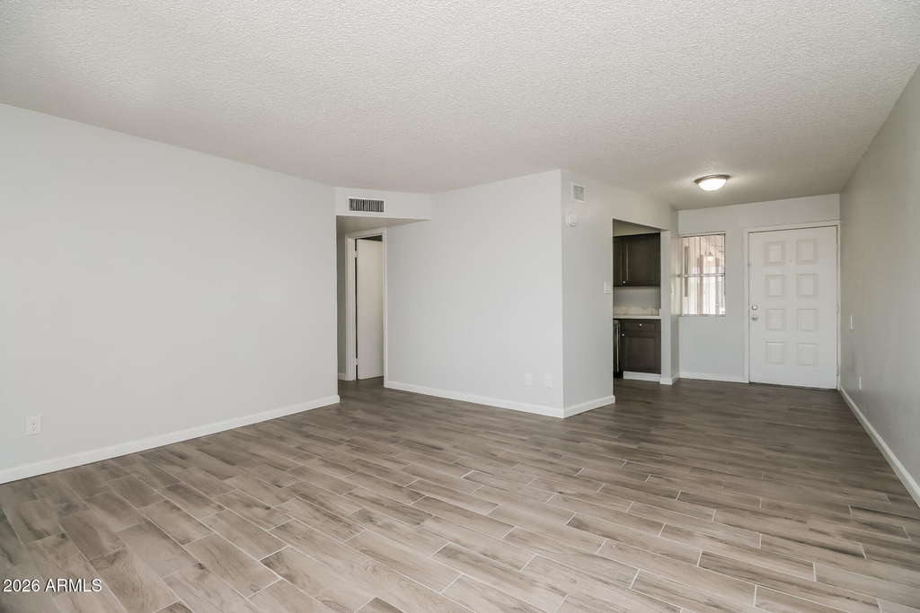 1050 W University Drive - Photo 3