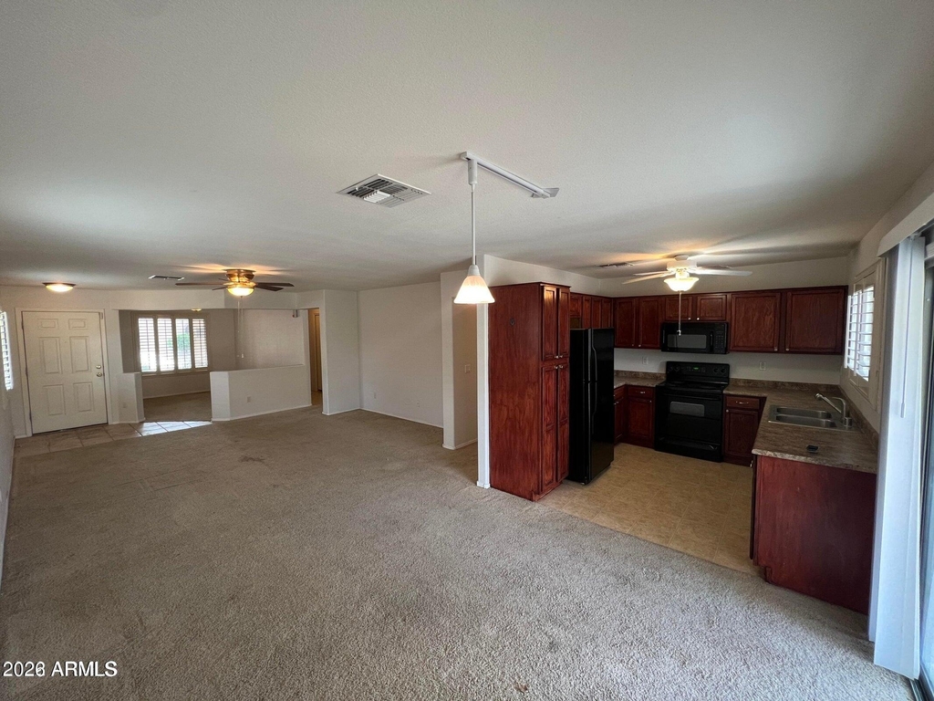 17442 W Watson Lane - Photo 11